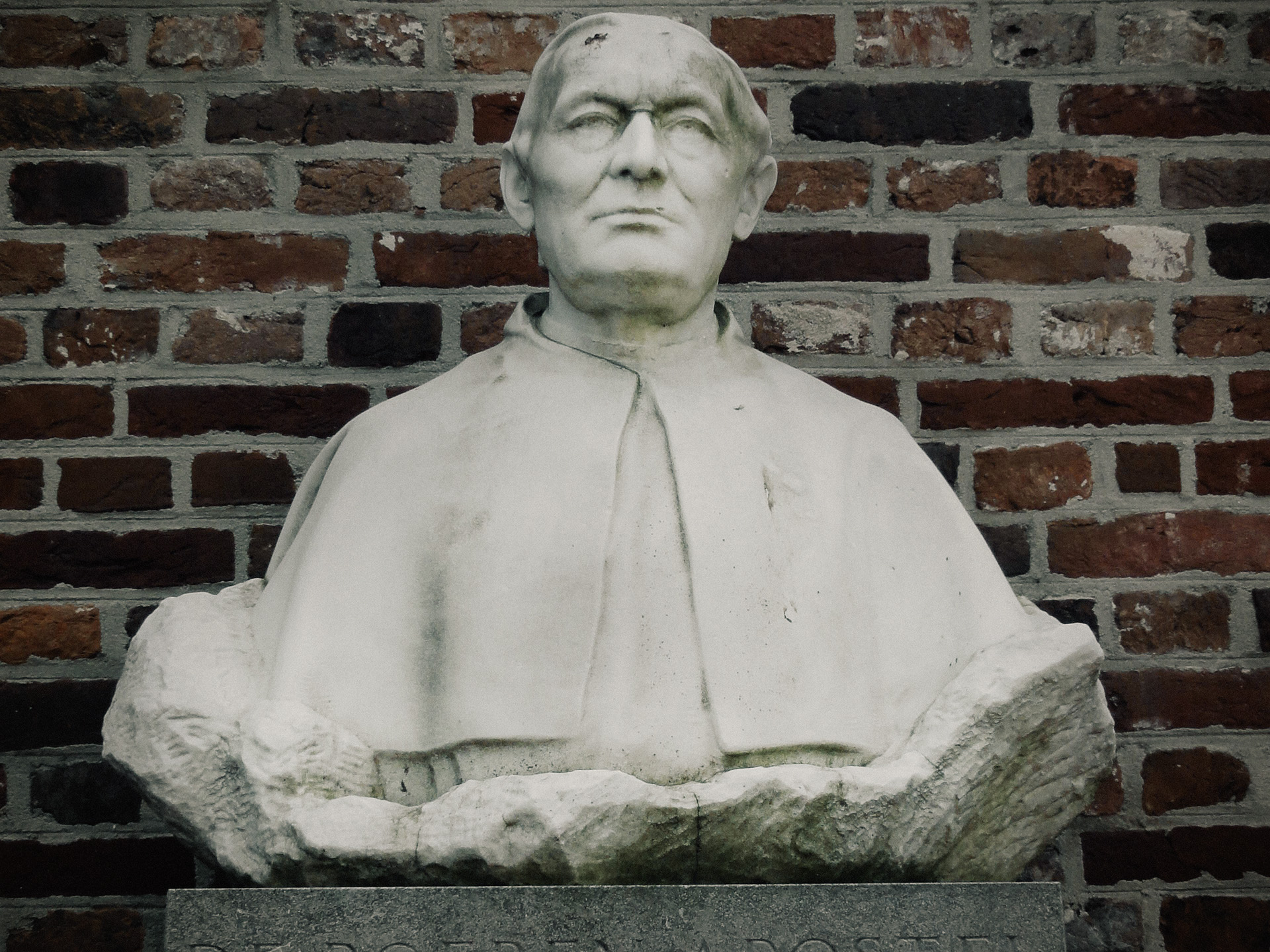 Buste pater van den Elsen Gemert Boerenbondsmuseum